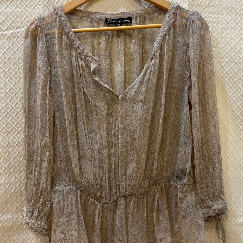 100% Silk Elizabeth and Janey Sheer Gray Blouse. Frayed detailing. Medium.